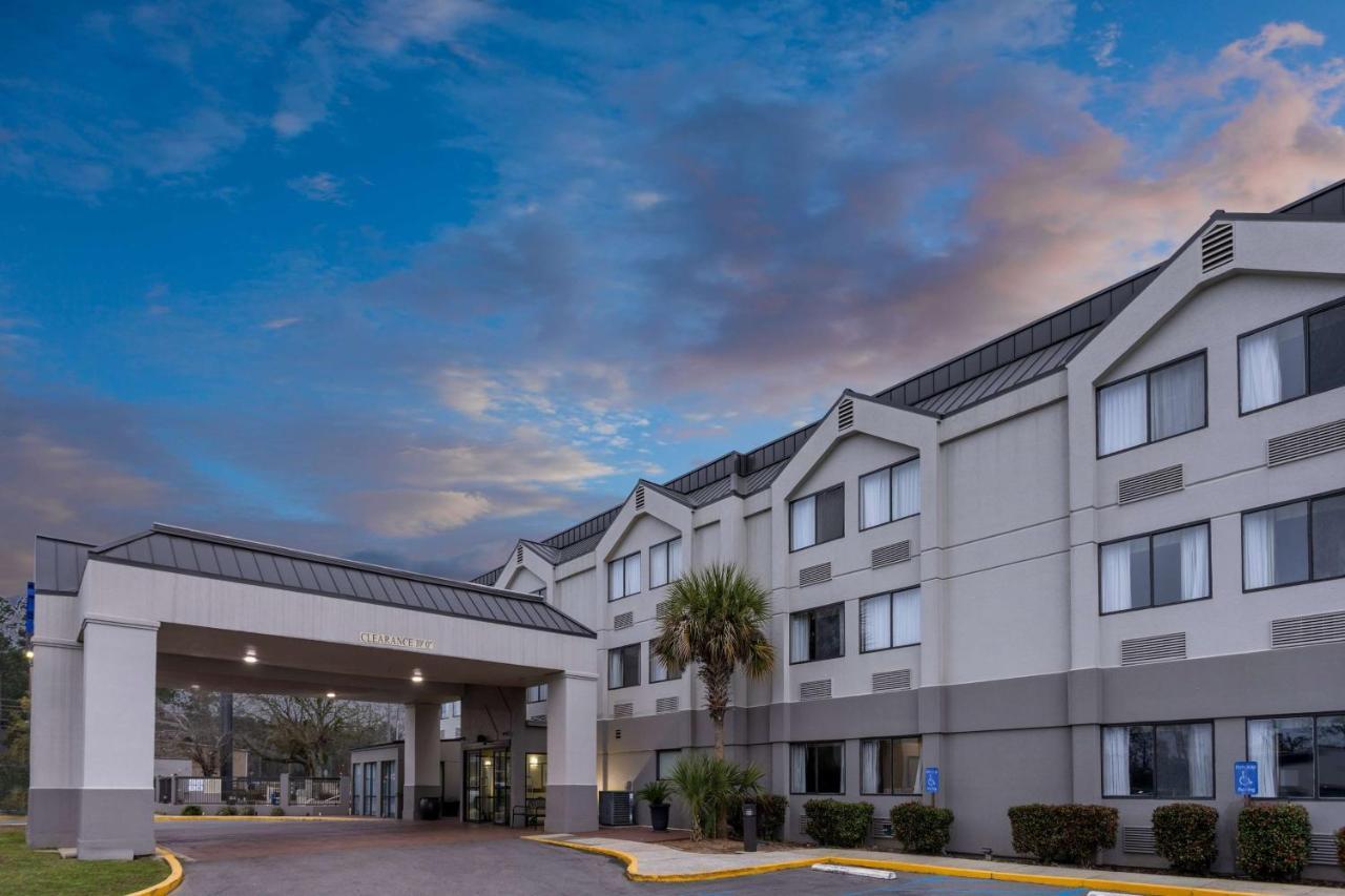Hotel Baymont By Wyndham Saraland Esterno foto