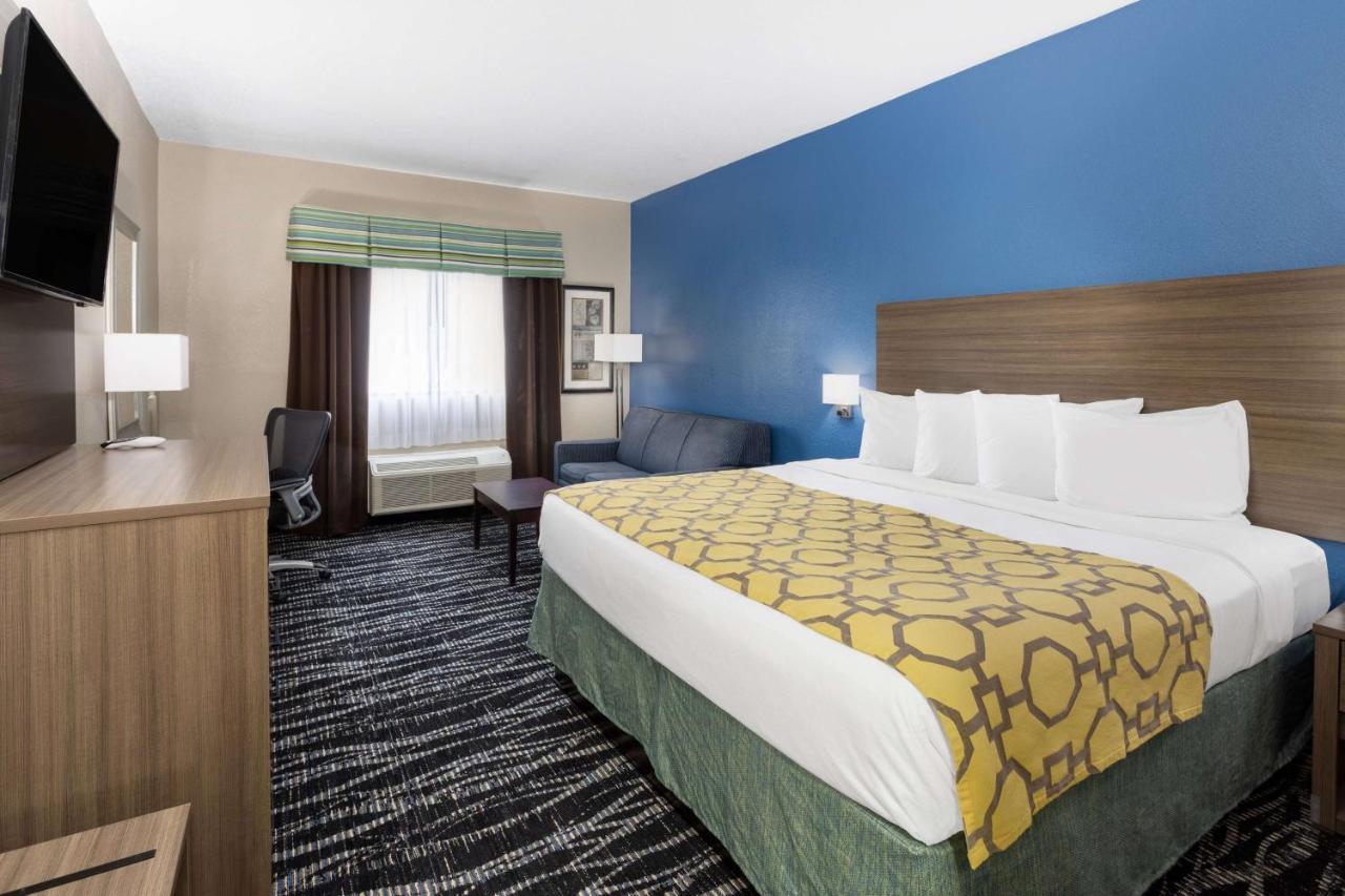 Hotel Baymont By Wyndham Saraland Esterno foto