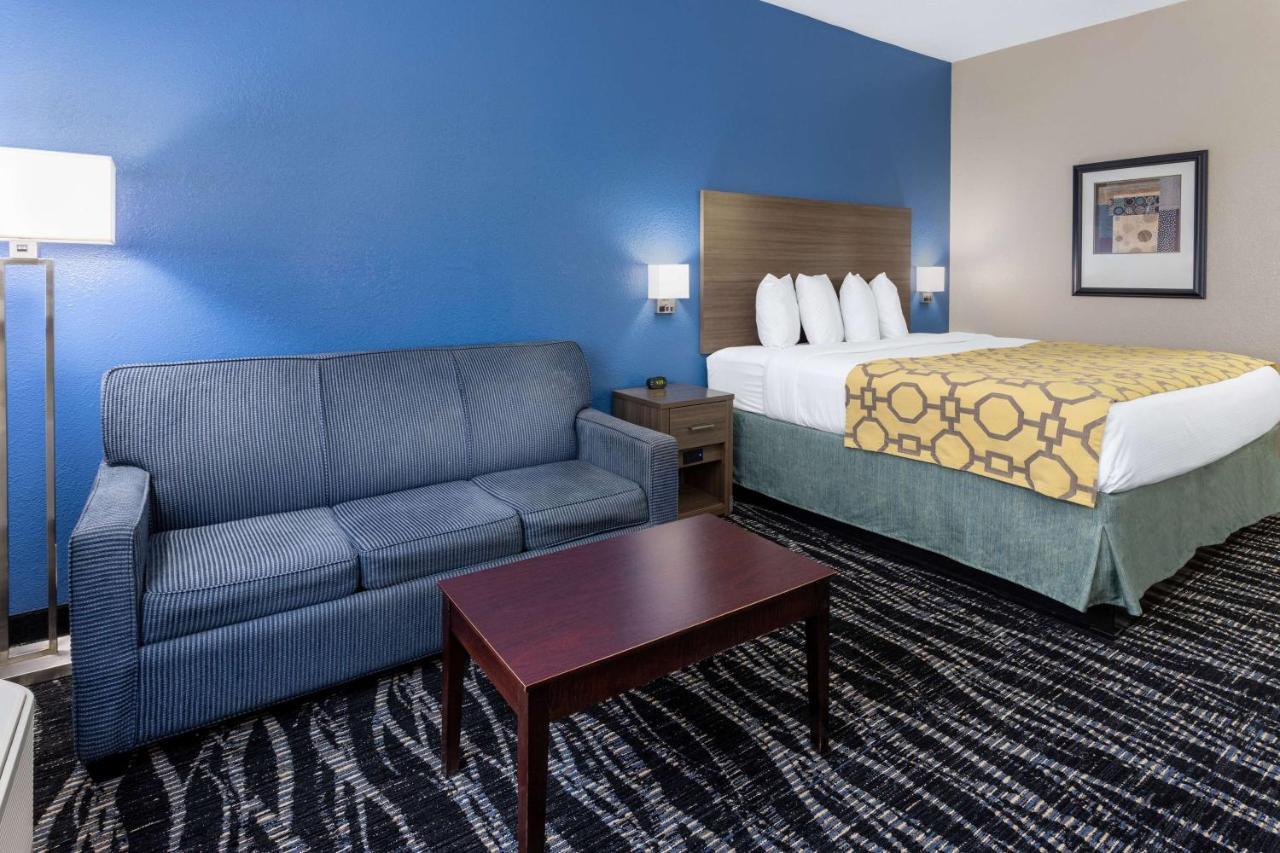 Hotel Baymont By Wyndham Saraland Esterno foto