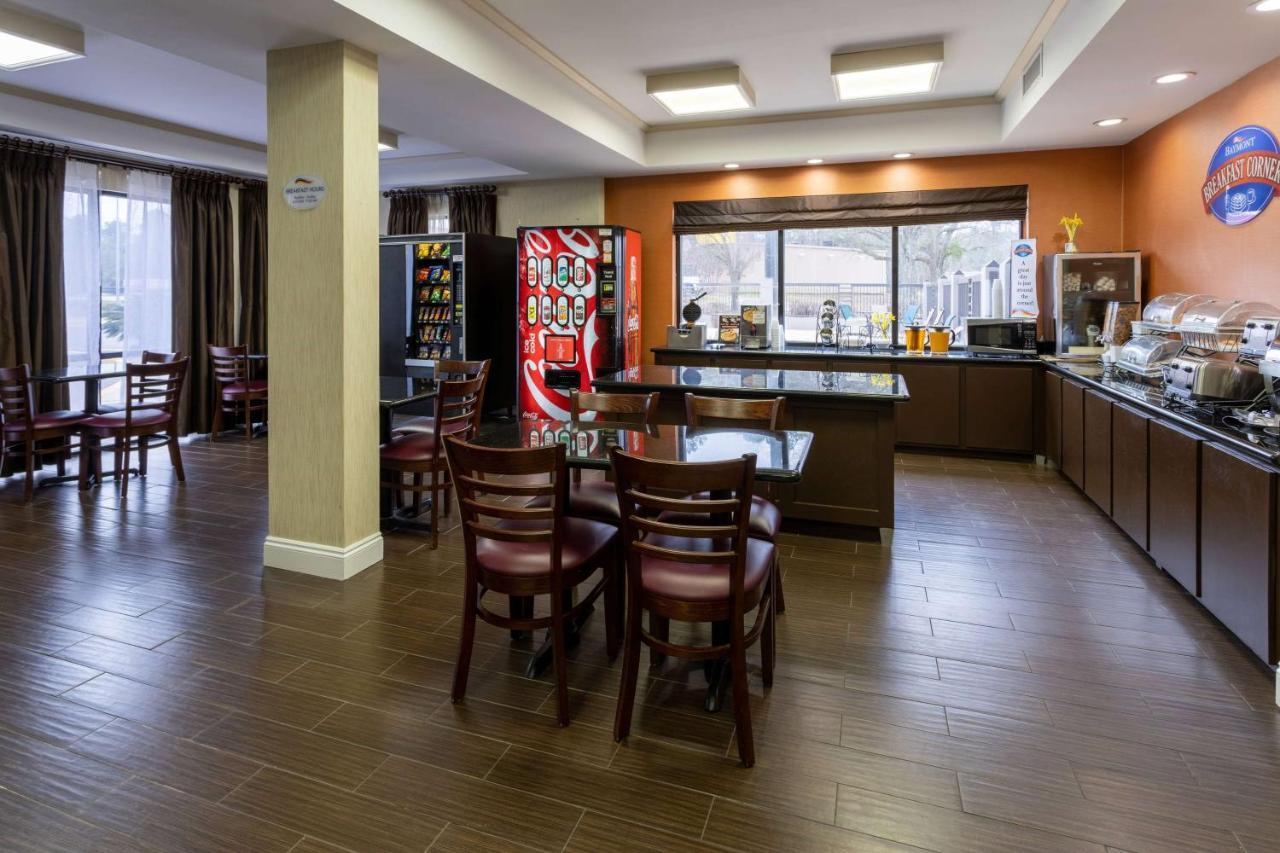 Hotel Baymont By Wyndham Saraland Esterno foto