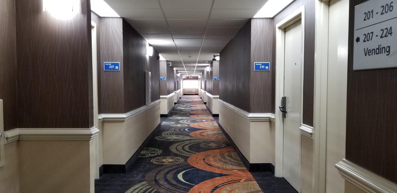 Hotel Baymont By Wyndham Saraland Esterno foto